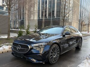 Mercedes-Benz E 220 2024 + £1000 Pocket money #1